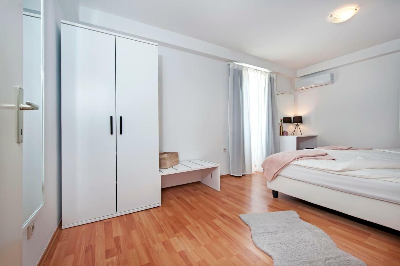 Apartment Dalmatina Rovinj Ngoại thất bức ảnh